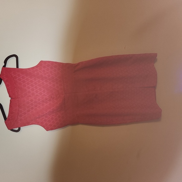 Tahari Coral Sleeveless Midi Dress - Picture 4 of 6